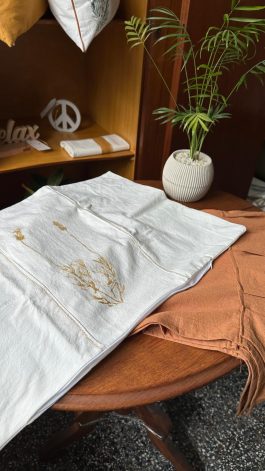 Pie de cama + Funda de almohadón